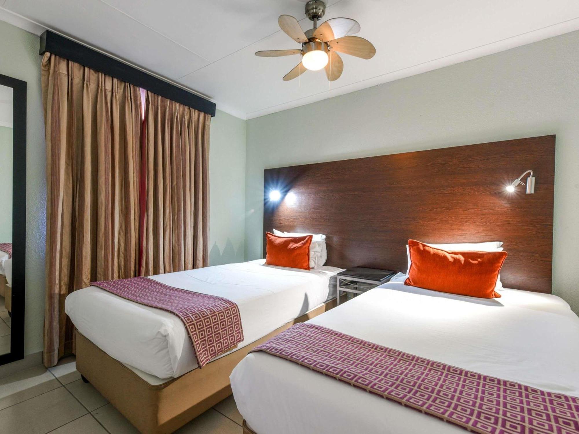 Mercure Hotel Nelspruit Mbombela Ngoại thất bức ảnh